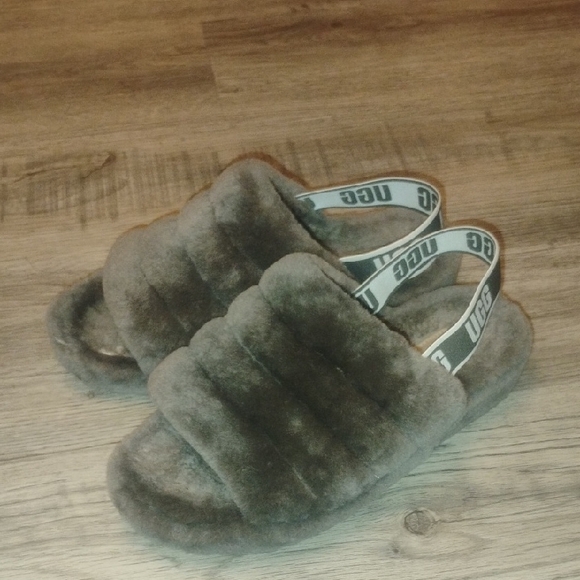 UGG Fluffy Charcoal Slides Women's Size 10 - Picture 2 of 11